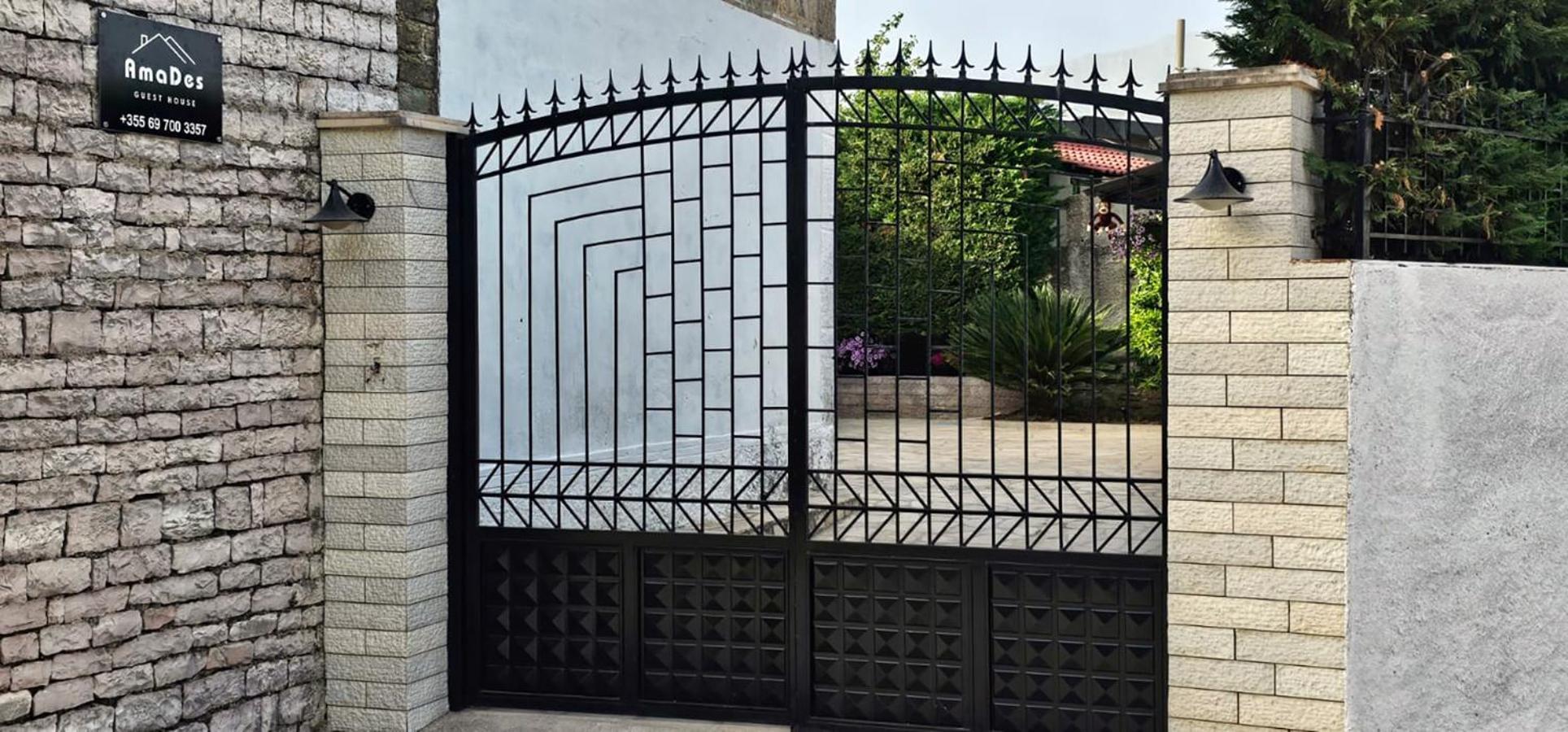 Guest House Amades Gjirokaster Luaran gambar