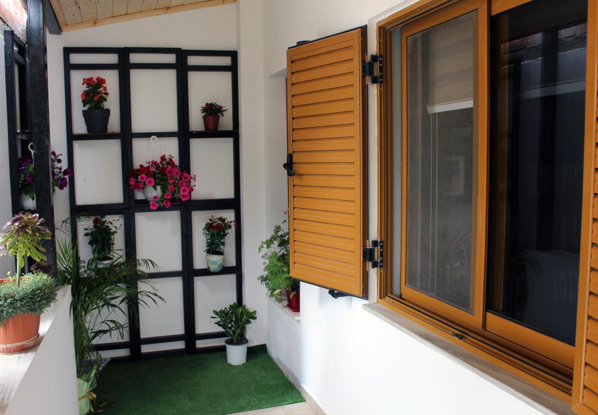 Guest House Amades Gjirokaster Luaran gambar