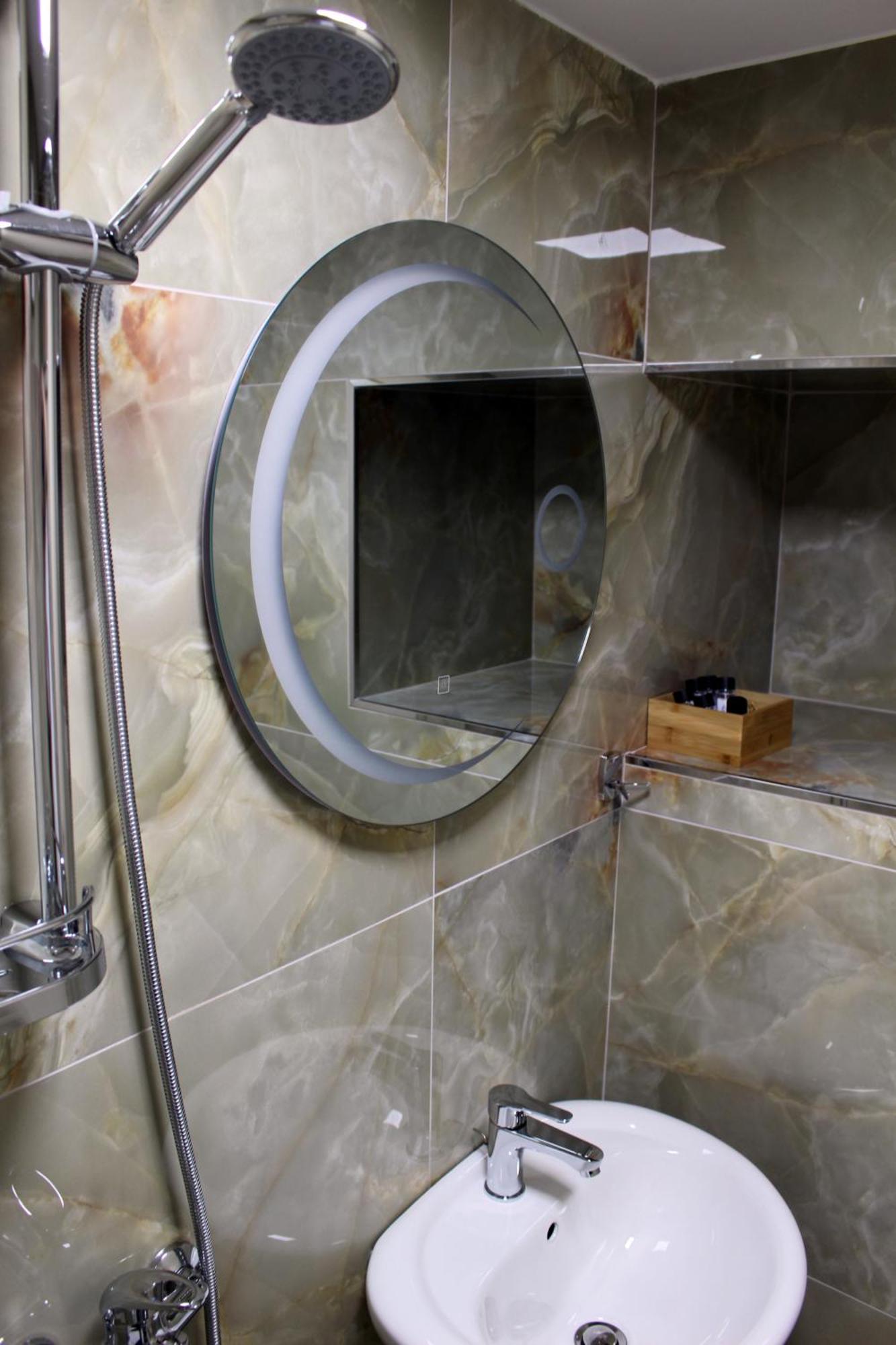 Guest House Amades Gjirokaster Luaran gambar